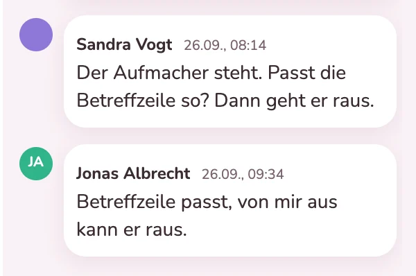 Zwei Kommentare an der Karte „Newsletter August texten": Sandra Vogt aus dem Team und der Gast Jonas Albrecht