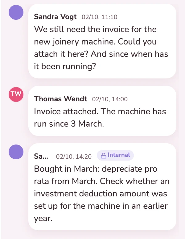 A query to the client, the client’s reply and an internal note on the card